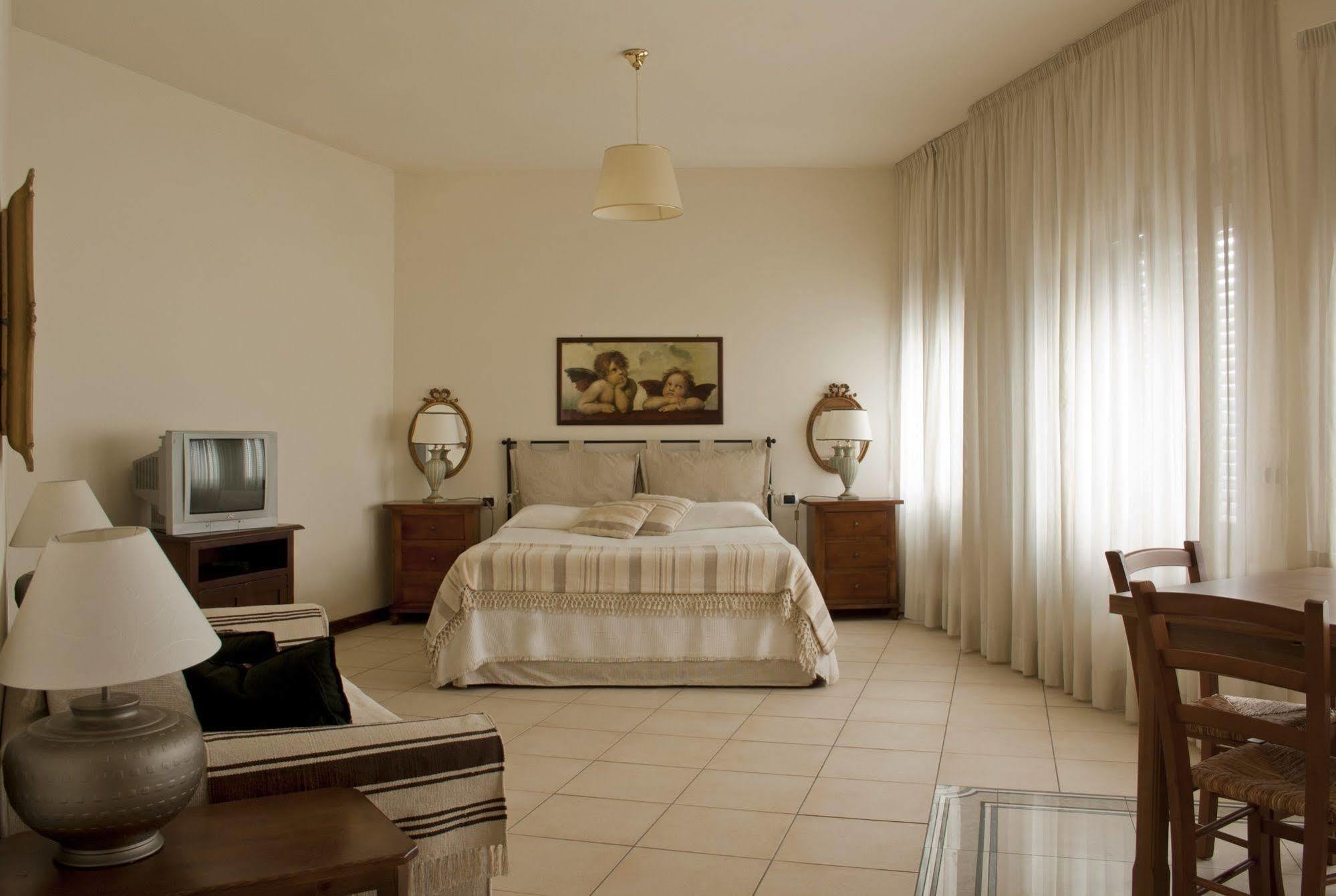Aparthotel Montefiore San Baronto