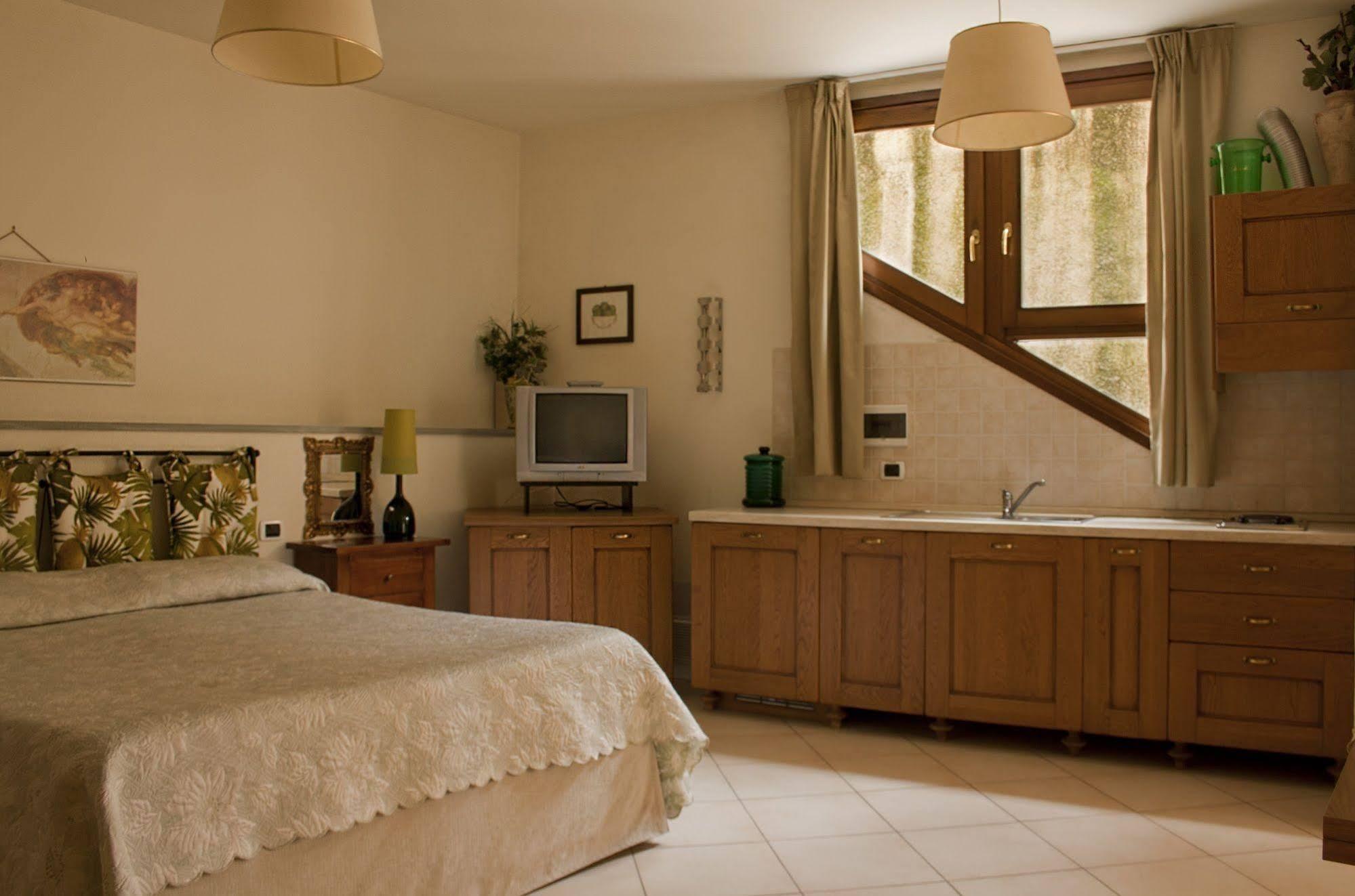 Montefiore Aparthotel San Baronto